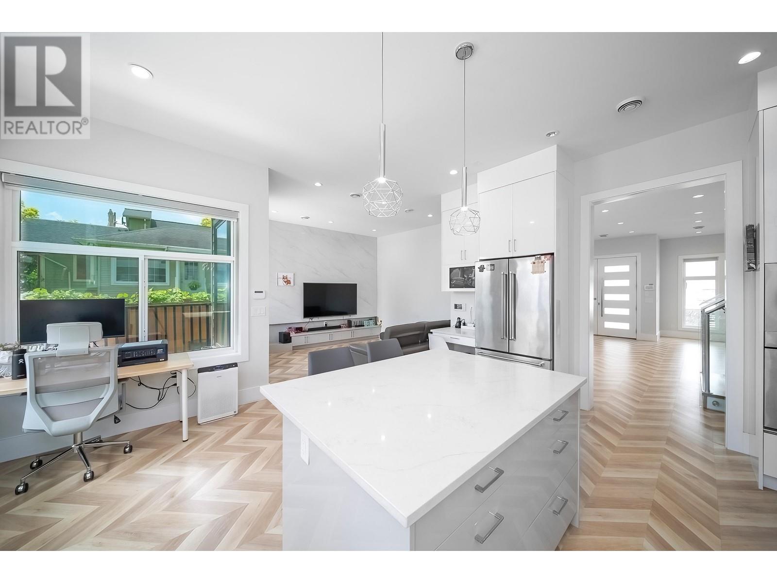 1422 Tenth Avenue, New Westminster, British Columbia  V3M 3J1 - Photo 20 - R2953503