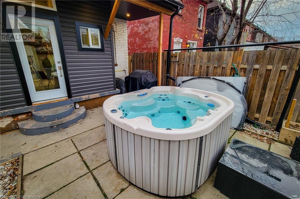 97 Keith Street, Hamilton, Ontario  L8L 3S5 - Photo 9 - 40684073