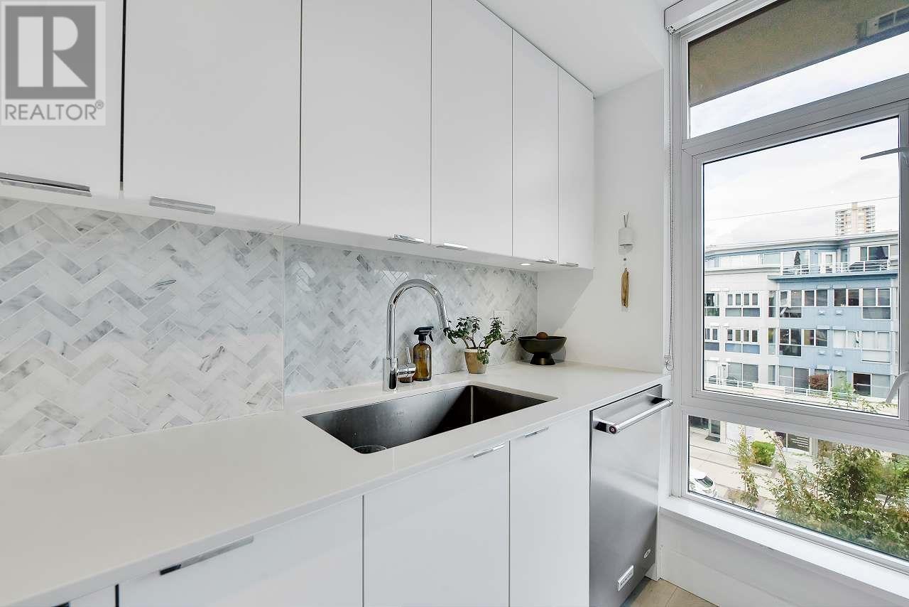 409 131 E 3rd Street, North Vancouver, British Columbia  V7L 0E3 - Photo 12 - R2941088
