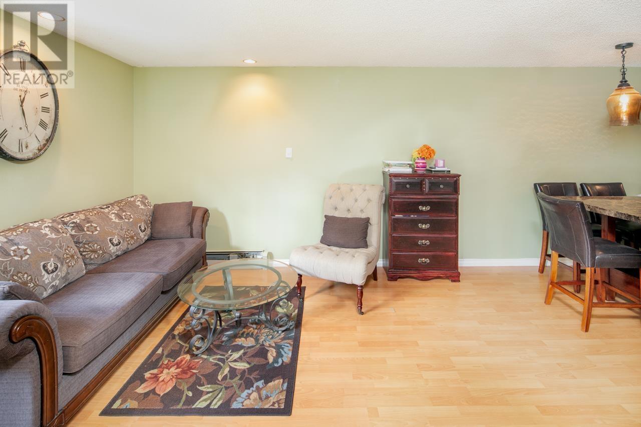 102 1500 Pendrell Street, Vancouver, British Columbia  V6G 3A5 - Photo 3 - R2953408