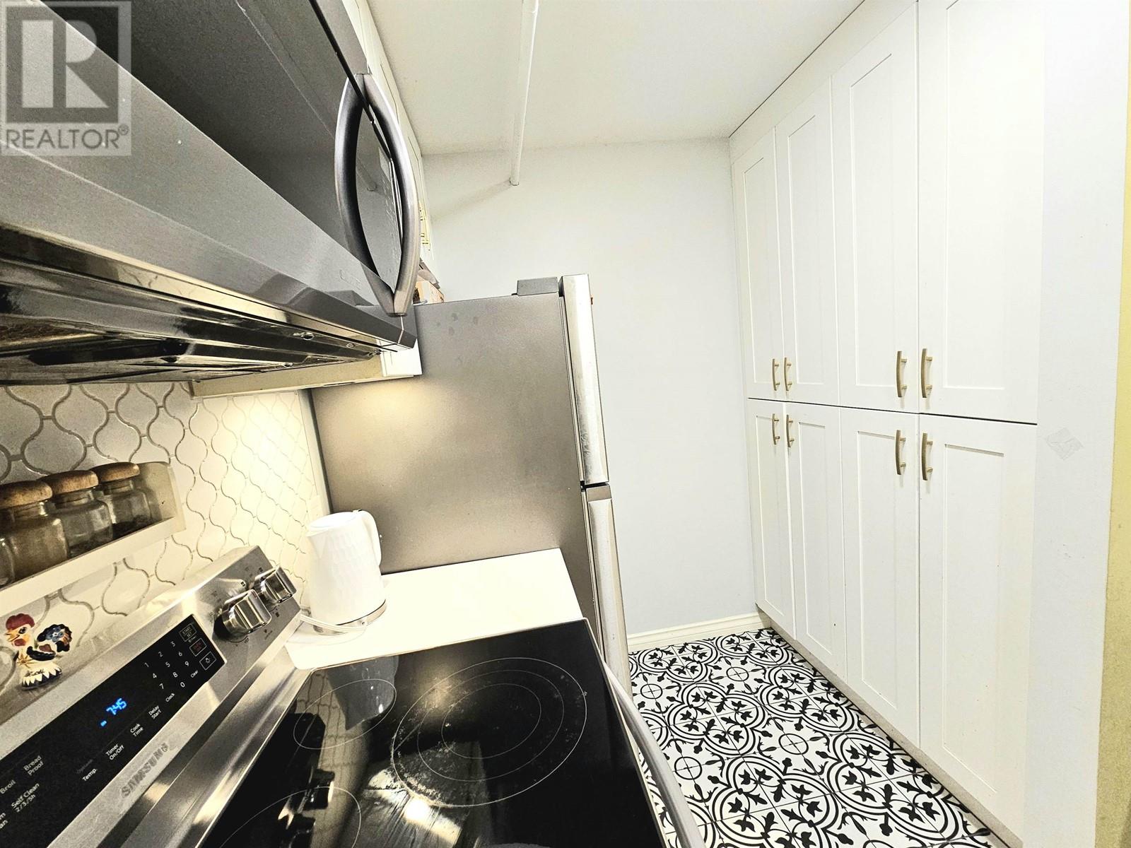 102 1500 Pendrell Street, Vancouver, British Columbia  V6G 3A5 - Photo 2 - R2953408