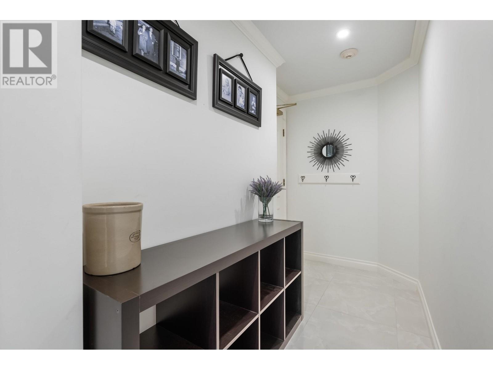 507 1327 E Keith Road, North Vancouver, British Columbia V7J 3T5 - Photo 3 - R2953825