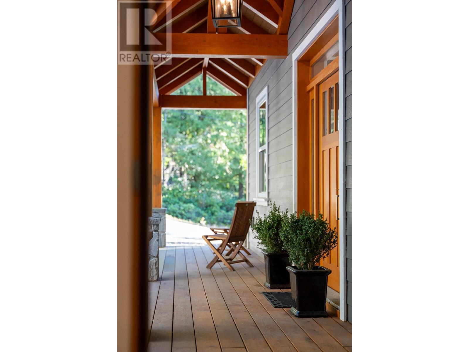 Property at 153 SWALLOW ROAD image 3