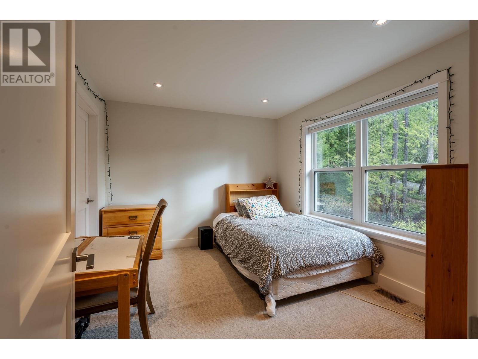 153 Swallow Road, Gibsons, British Columbia  V0N 1V3 - Photo 31 - R2953831
