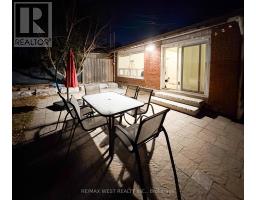 MAIN - 2 CALLOWHILL DRIVE, Toronto, Ontario