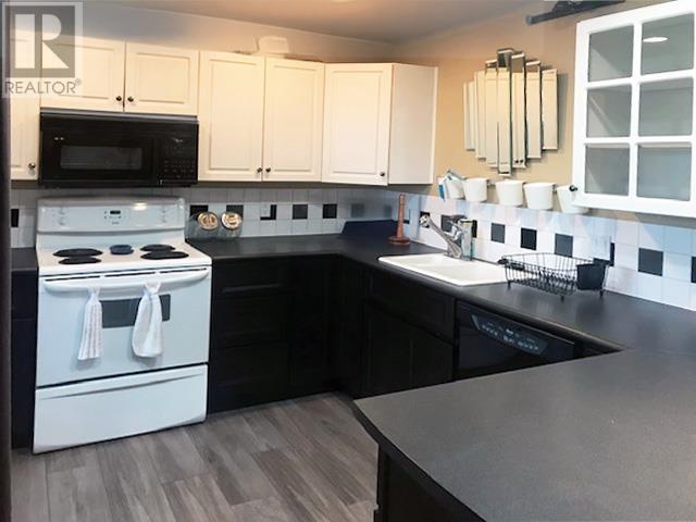 190 N ELLESMERE AVENUE