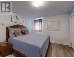 190 N ELLESMERE AVENUE