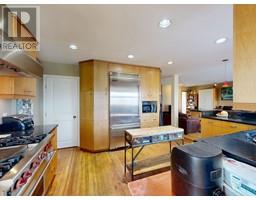 190 N ELLESMERE AVENUE