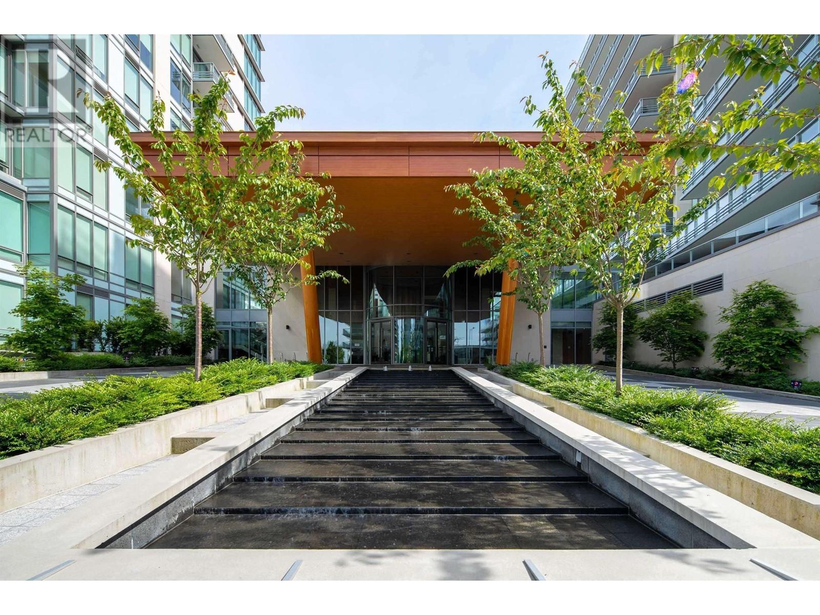 Listing Picture 21 of 21 : 401 6688 PEARSON WAY, Richmond / 烈治文 - 魯藝地產 Yvonne Lu Group - MLS Medallion Club Member