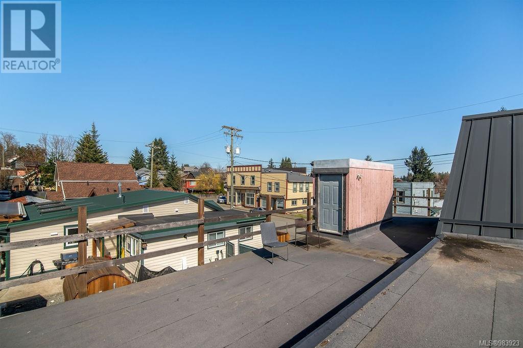 2712 Dunsmuir Ave, Cumberland, British Columbia  V0R 1S0 - Photo 55 - 983923