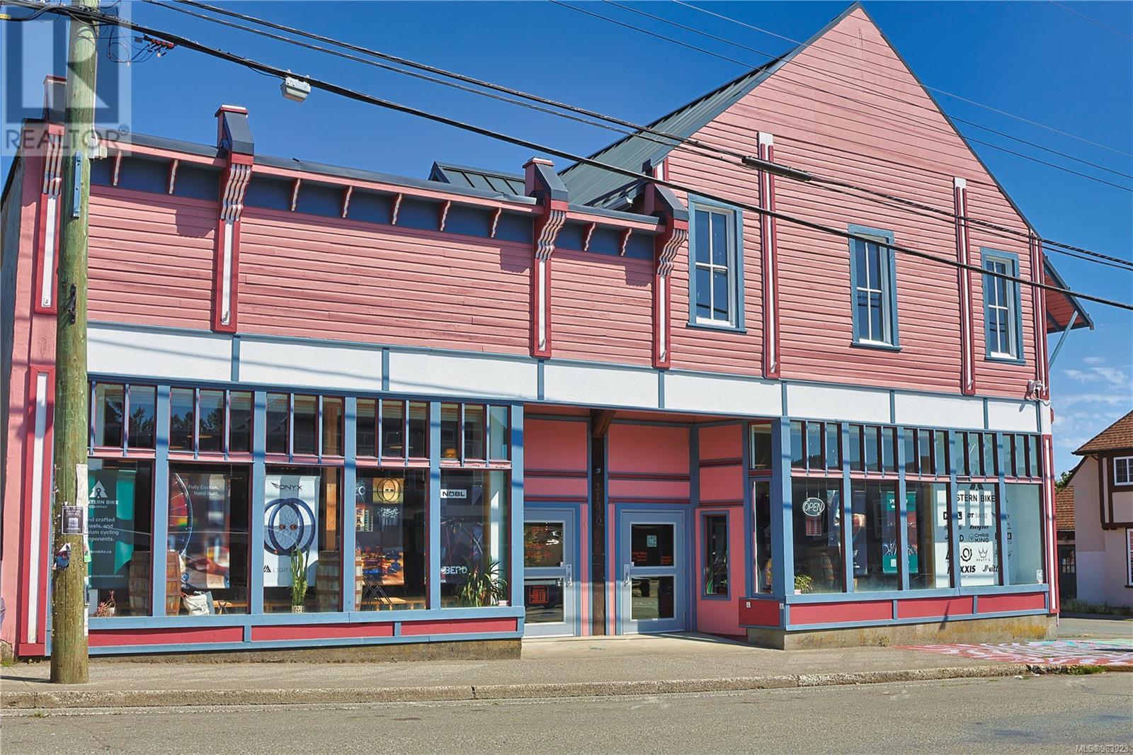 2712 Dunsmuir Ave, Cumberland, British Columbia  V0R 1S0 - Photo 63 - 983923
