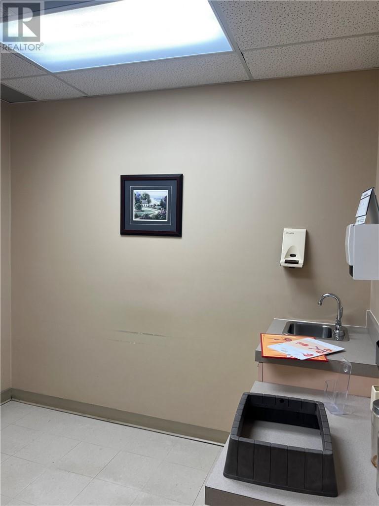 65 Larch Street Unit# Unit 200a, Sudbury, Ontario  P3E 1B8 - Photo 3 - 2120265