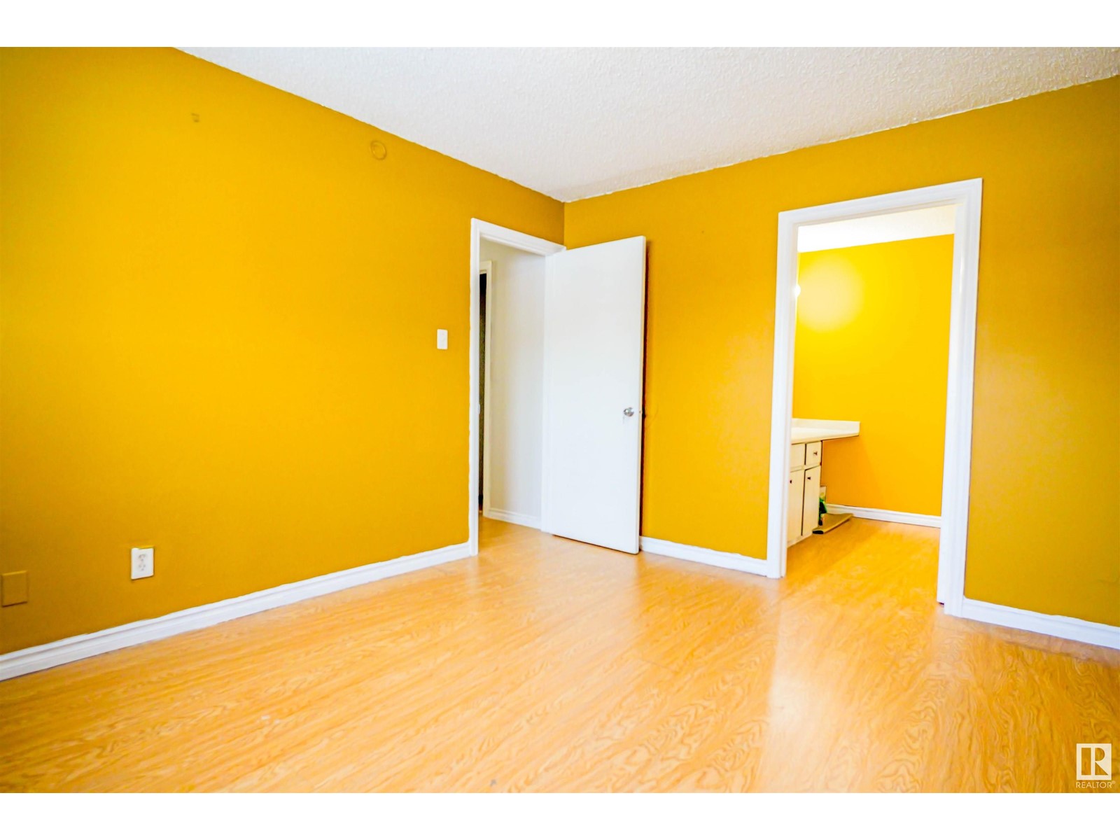 8437 29 Av Nw, Edmonton, Alberta  T6K 3M8 - Photo 17 - E4417307