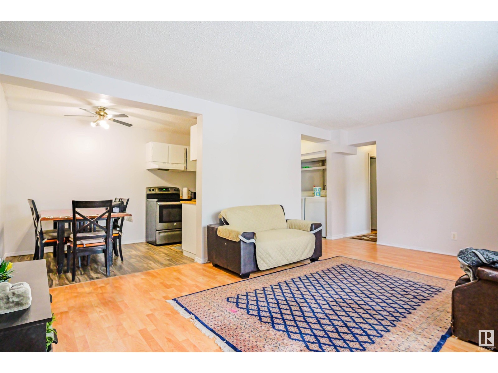 Property at 8437 29 AV NW image 5