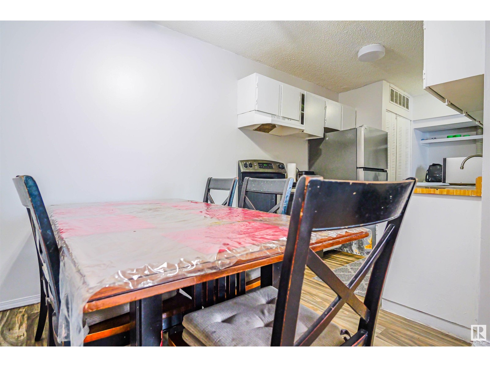 8437 29 Av Nw, Edmonton, Alberta  T6K 3M8 - Photo 6 - E4417307