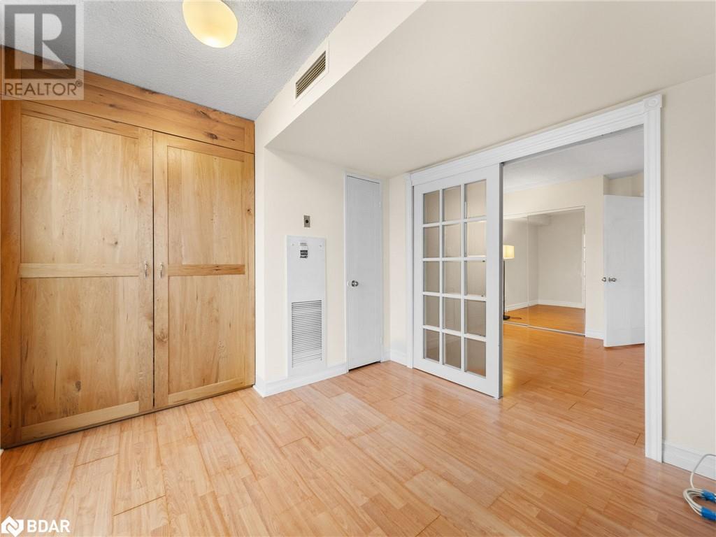 140 E Dunlop Street E Unit# 1103, Barrie, Ontario  L4M 6H9 - Photo 16 - 40675783