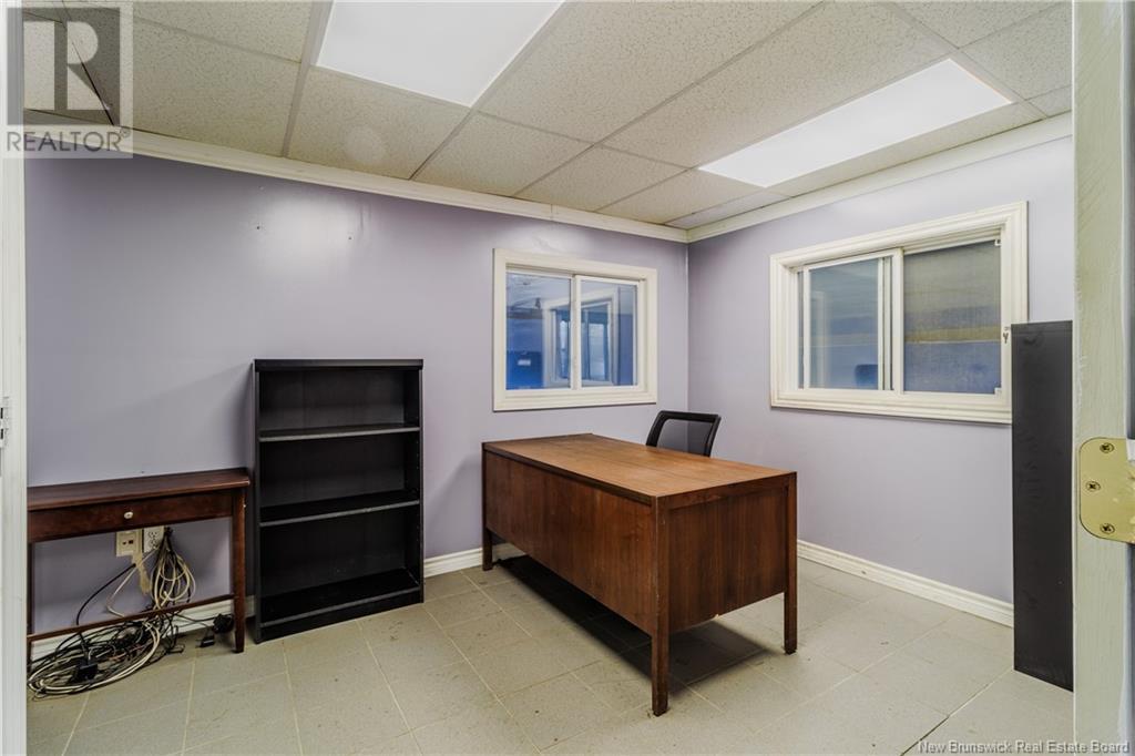 175 Whiting Road, Fredericton, New Brunswick  E3B 5Y5 - Photo 10 - NB110925
