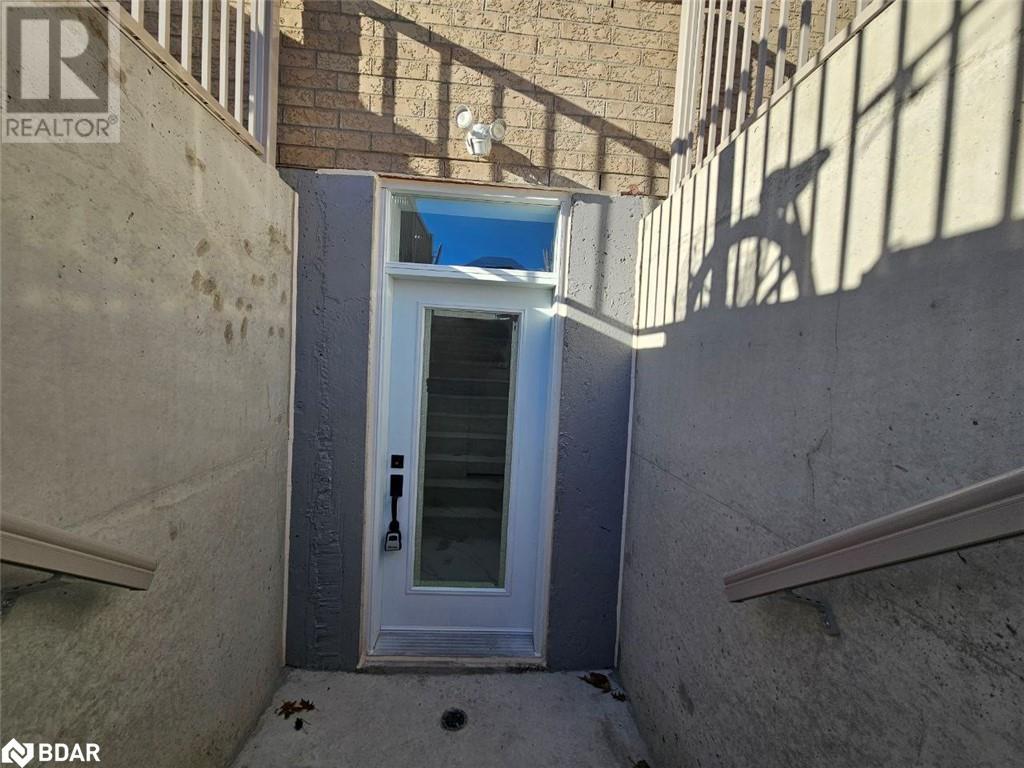 63 Victoria Wood Avenue Unit# Basement, Springwater, Ontario  L9X 1Z8 - Photo 3 - 40688543