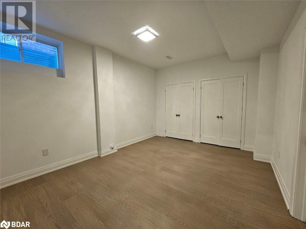 63 Victoria Wood Avenue Unit# Basement, Springwater, Ontario  L9X 1Z8 - Photo 12 - 40688543