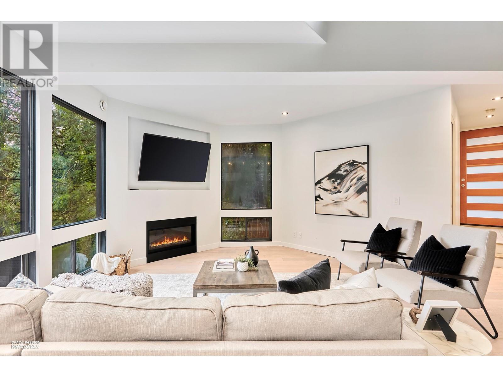 14230 Silver Valley Road, Maple Ridge, British Columbia V4R 2R3 - Photo 13 - R2953294