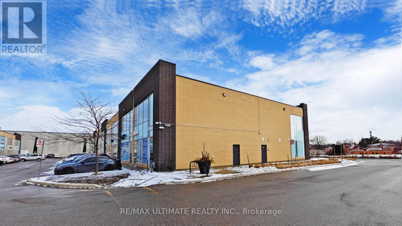 17 - 1235 Queensway Way E, Mississauga, Ontario  L4Y 0G4 - Photo 1 - W11908643