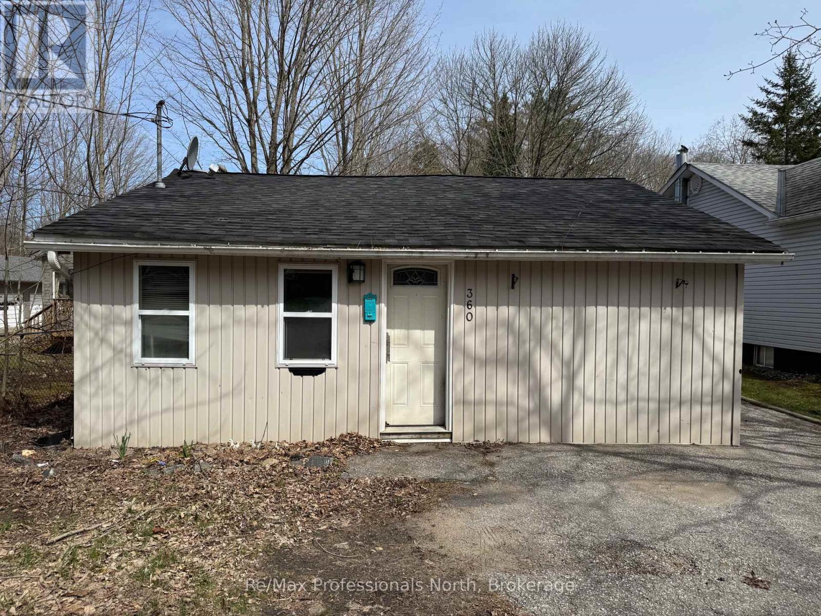 360 Muskoka Beach Road, Gravenhurst, Ontario  P1P 1M6 - Photo 2 - X11912810