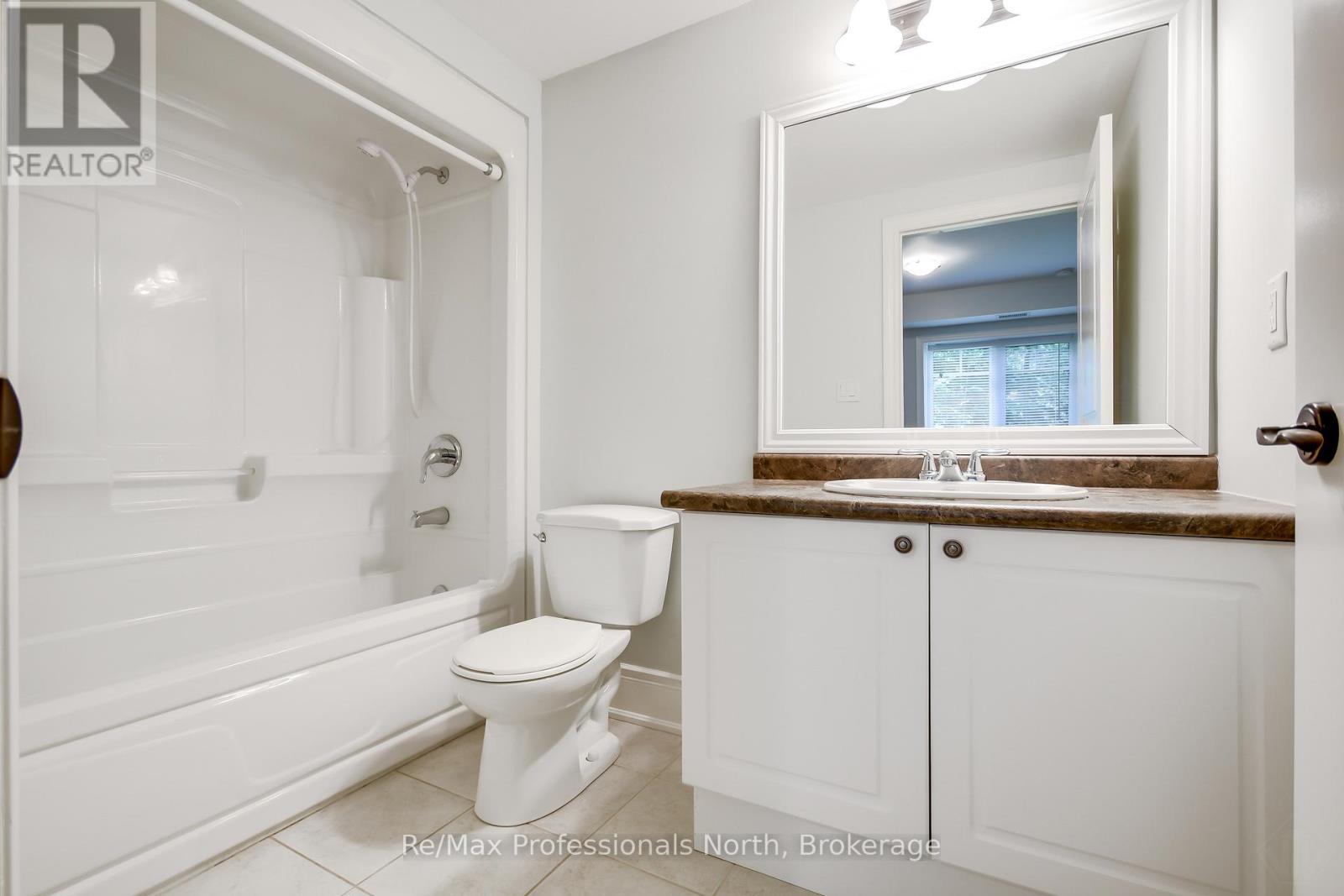 104 - 391 James Street W, Gravenhurst, Ontario  P1P 0A5 - Photo 16 - X11912813