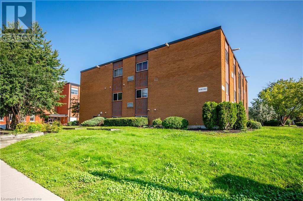 96 Duke Street W, Kitchener, Ontario  N2H 3W8 - Photo 4 - 40688427