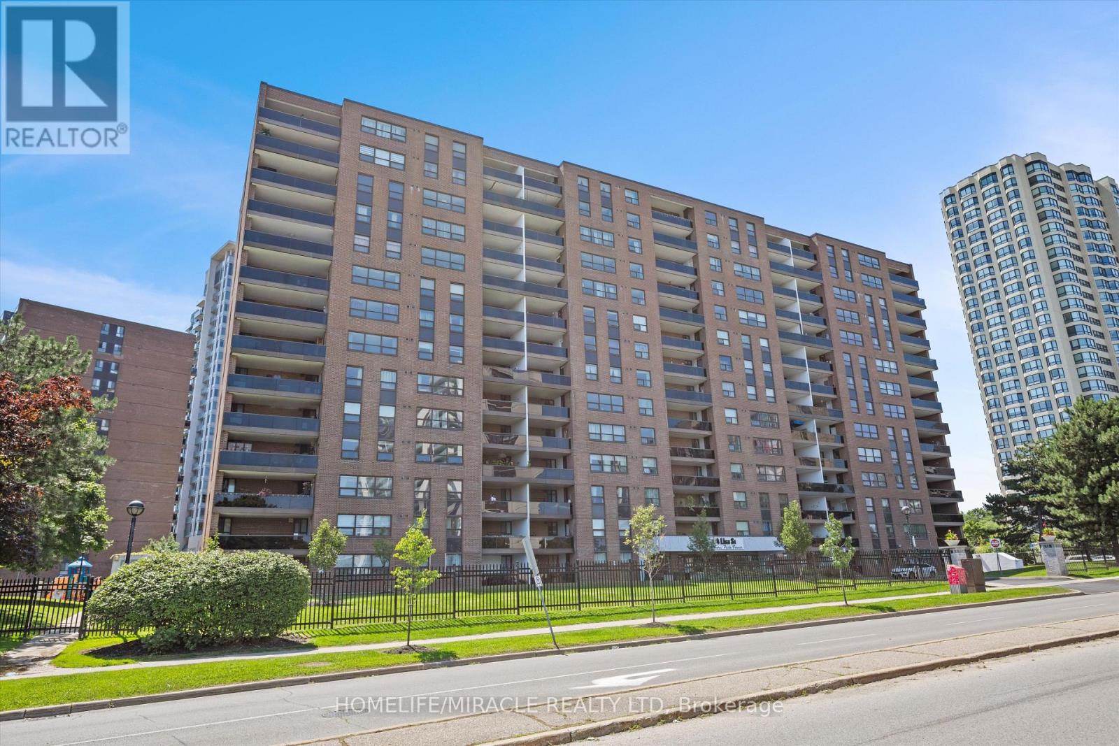 Property at 1112 - 4 LISA STREET image 1