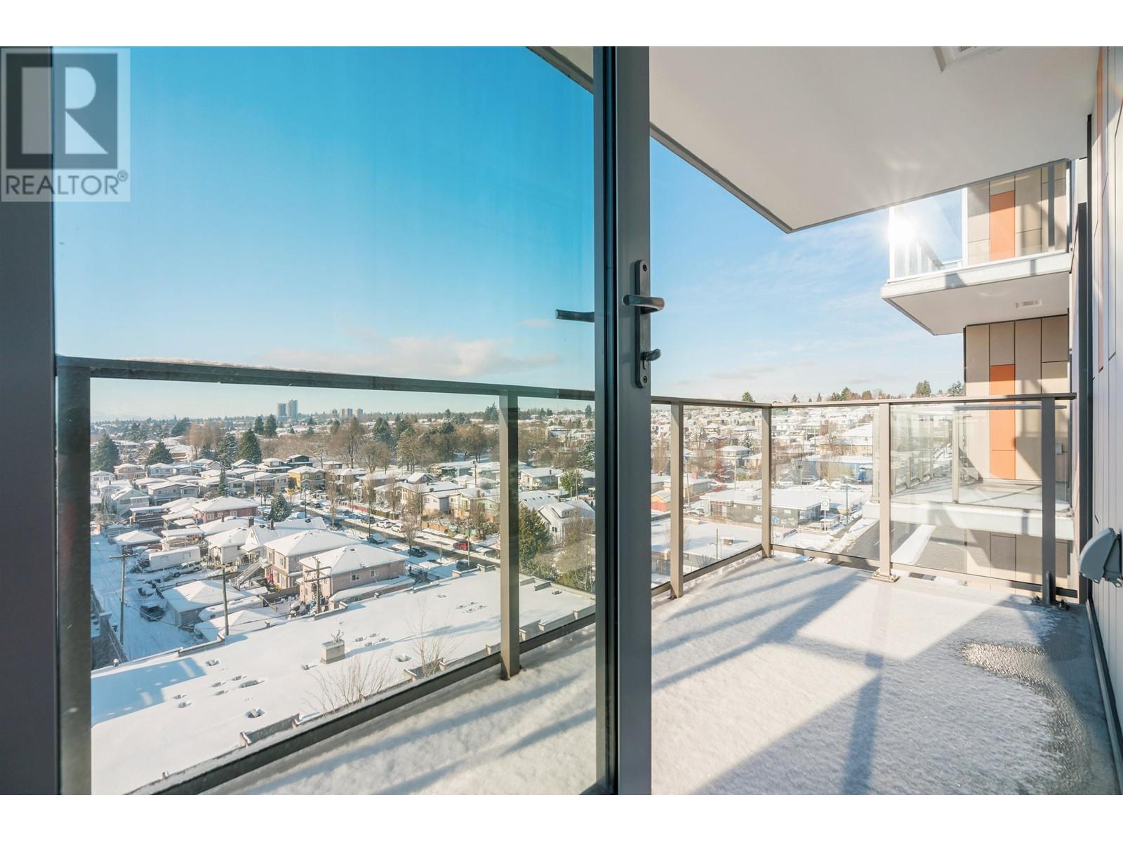 Listing Picture 25 of 31 : 904 8188 FRASER STREET, Vancouver / 溫哥華 - 魯藝地產 Yvonne Lu Group - MLS Medallion Club Member