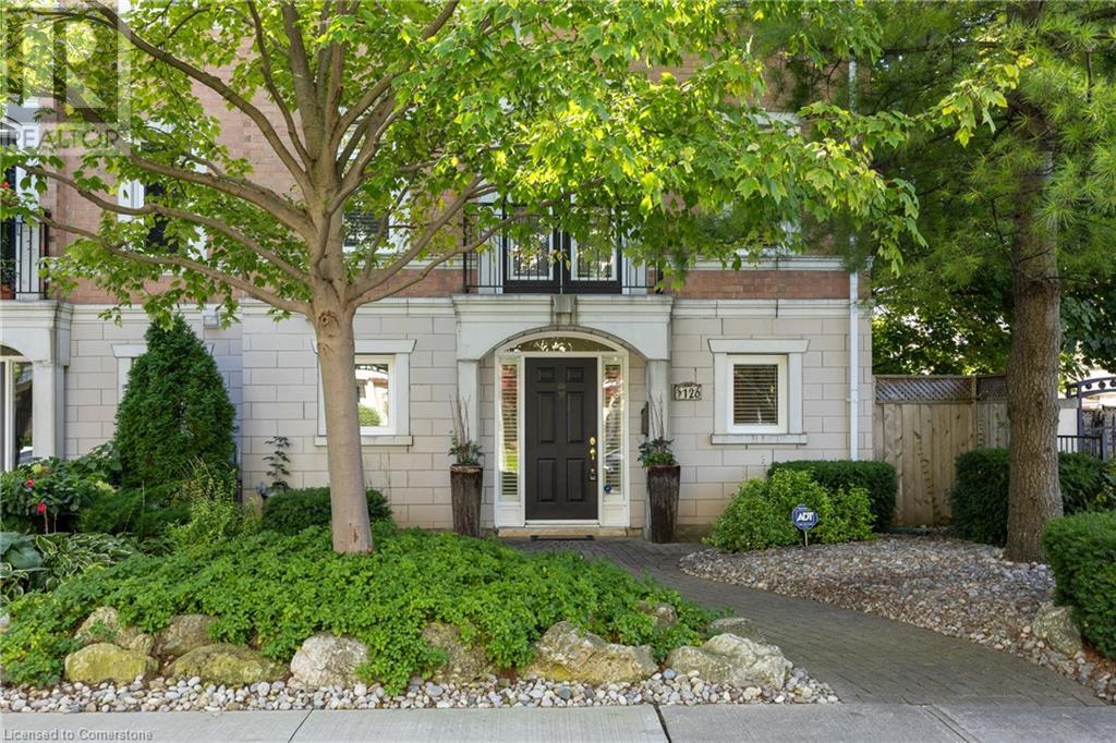 126 BRANT Street, Oakville, Ontario