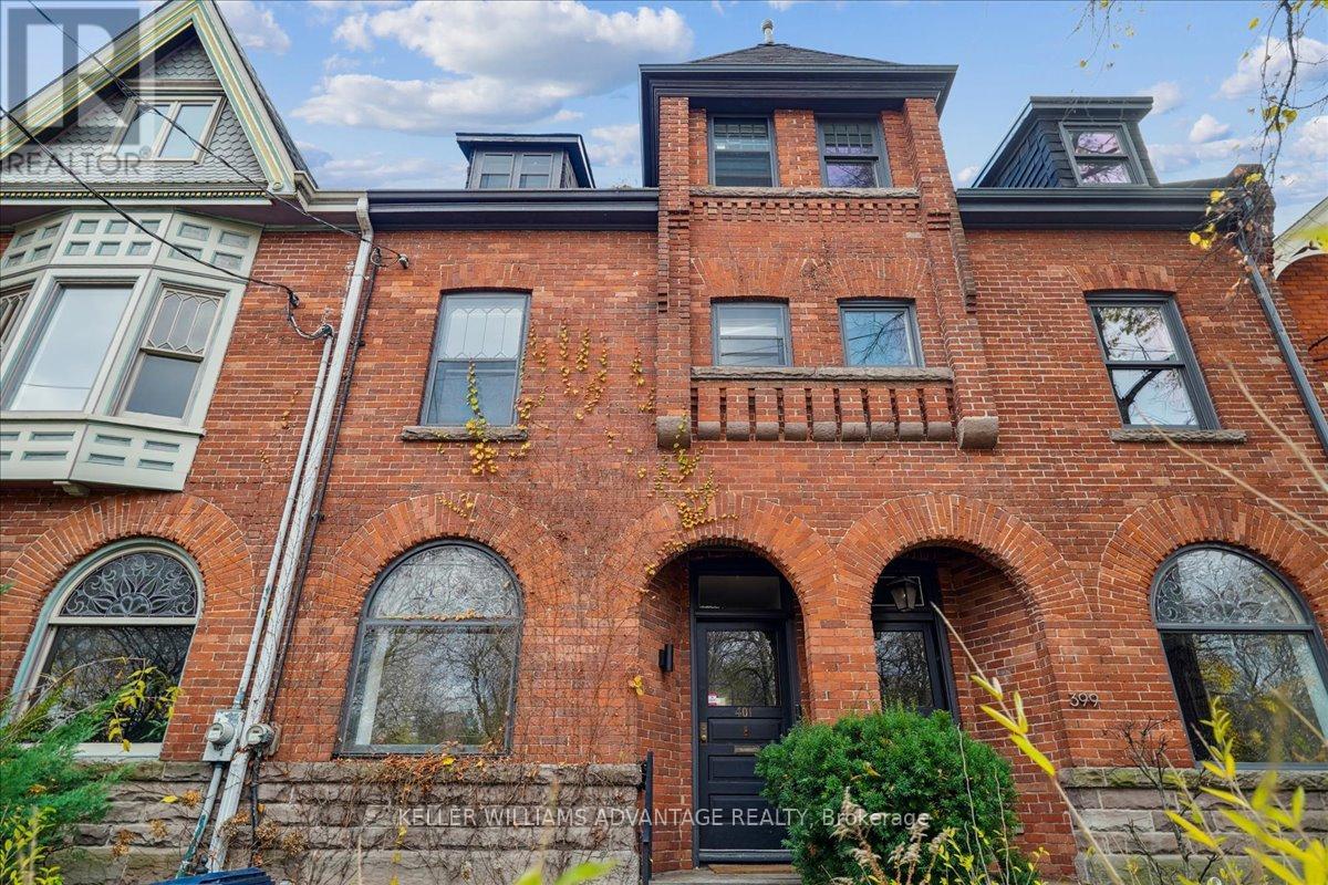 401 Carlton Street, Toronto, Ontario  M5A 2M3 - Photo 2 - C11912979