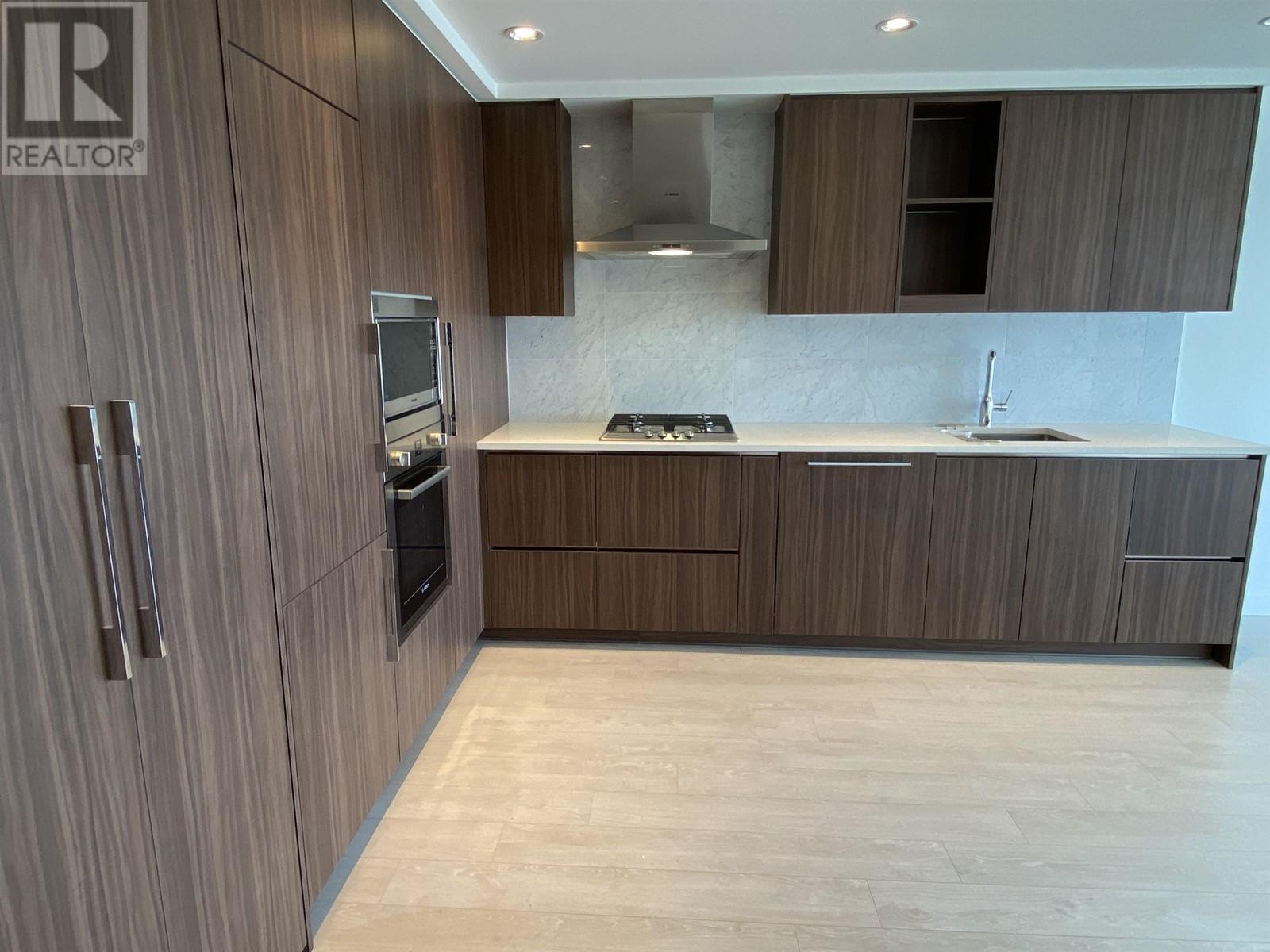 Listing Picture 11 of 22 : 4001 4720 LOUGHEED HIGHWAY, Burnaby / 本拿比 - 魯藝地產 Yvonne Lu Group - MLS Medallion Club Member