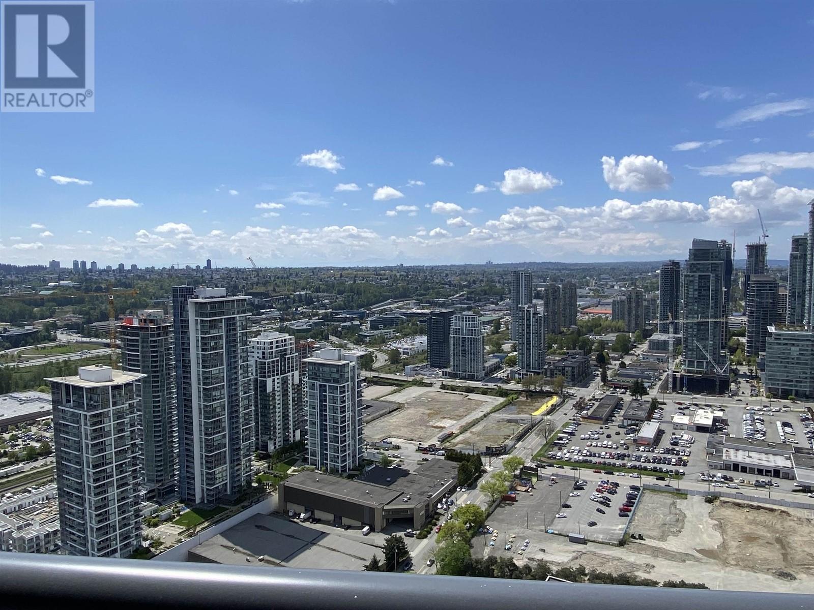 Listing Picture 20 of 22 : 4001 4720 LOUGHEED HIGHWAY, Burnaby / 本拿比 - 魯藝地產 Yvonne Lu Group - MLS Medallion Club Member