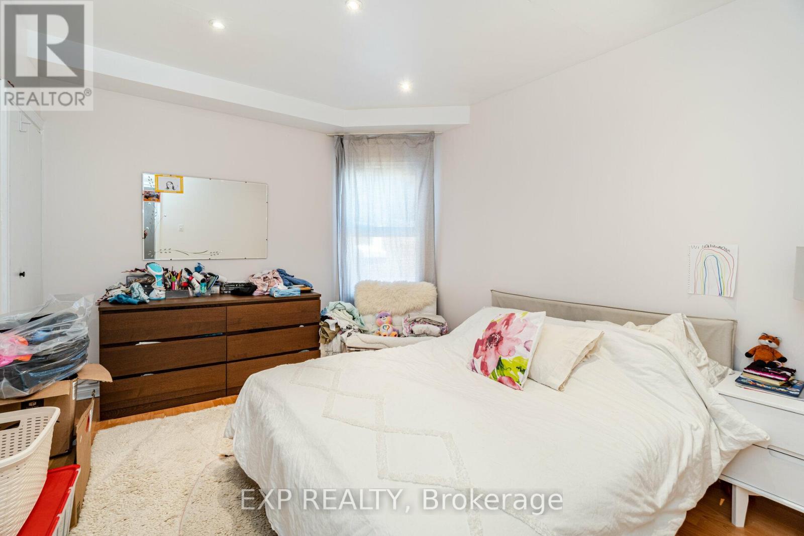 Upper - 69 Boon Avenue, Toronto, Ontario  M6E 3Z2 - Photo 6 - W11912928