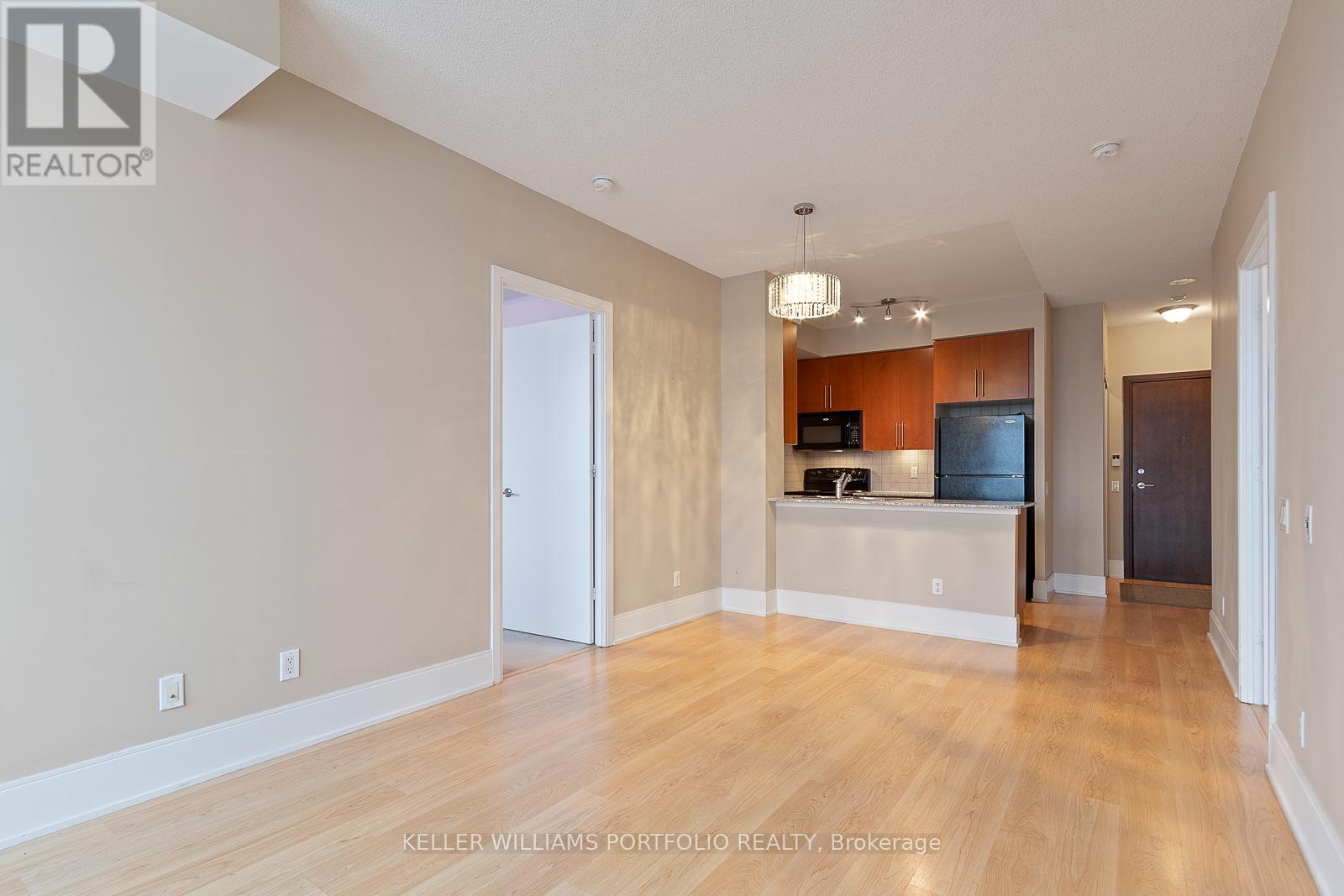 1639 - 35 Viking Lane, Toronto, Ontario  M9B 0A2 - Photo 10 - W11912932