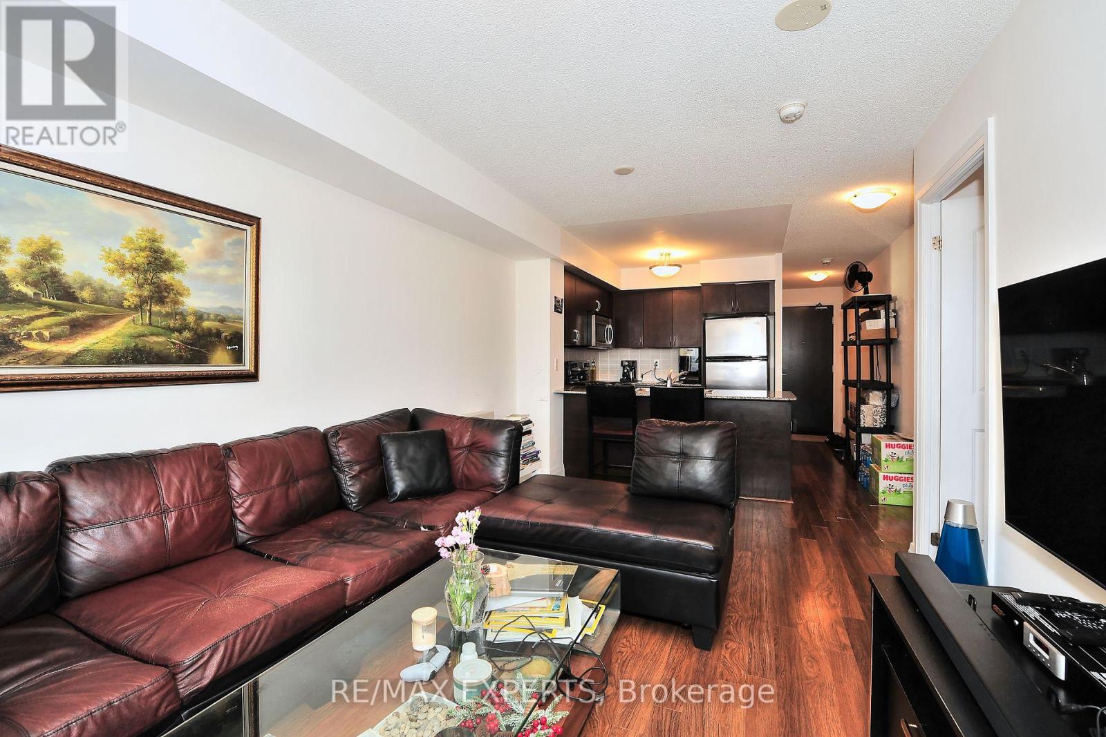 719 - 1060 Sheppard Avenue W, Toronto, Ontario  M3J 0G7 - Photo 6 - W11912959