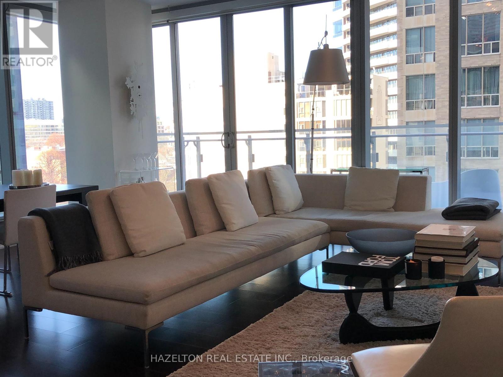 Property at 701 - 55 SCOLLARD STREET image 2