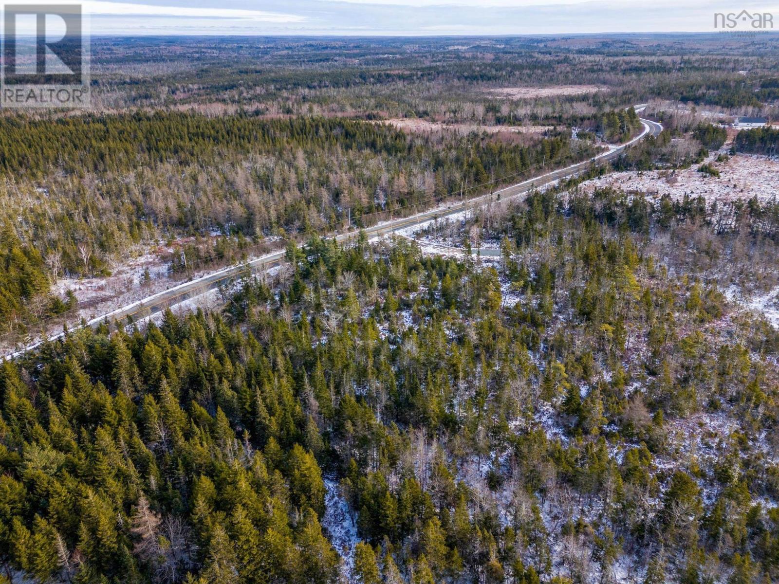8055 Moose River Road, Long Lake, Nova Scotia  B0N 1X0 - Photo 12 - 202424485