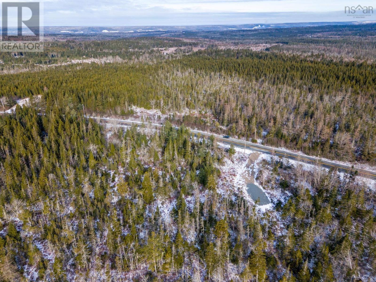 8055 Moose River Road, Long Lake, Nova Scotia  B0N 1X0 - Photo 15 - 202424485