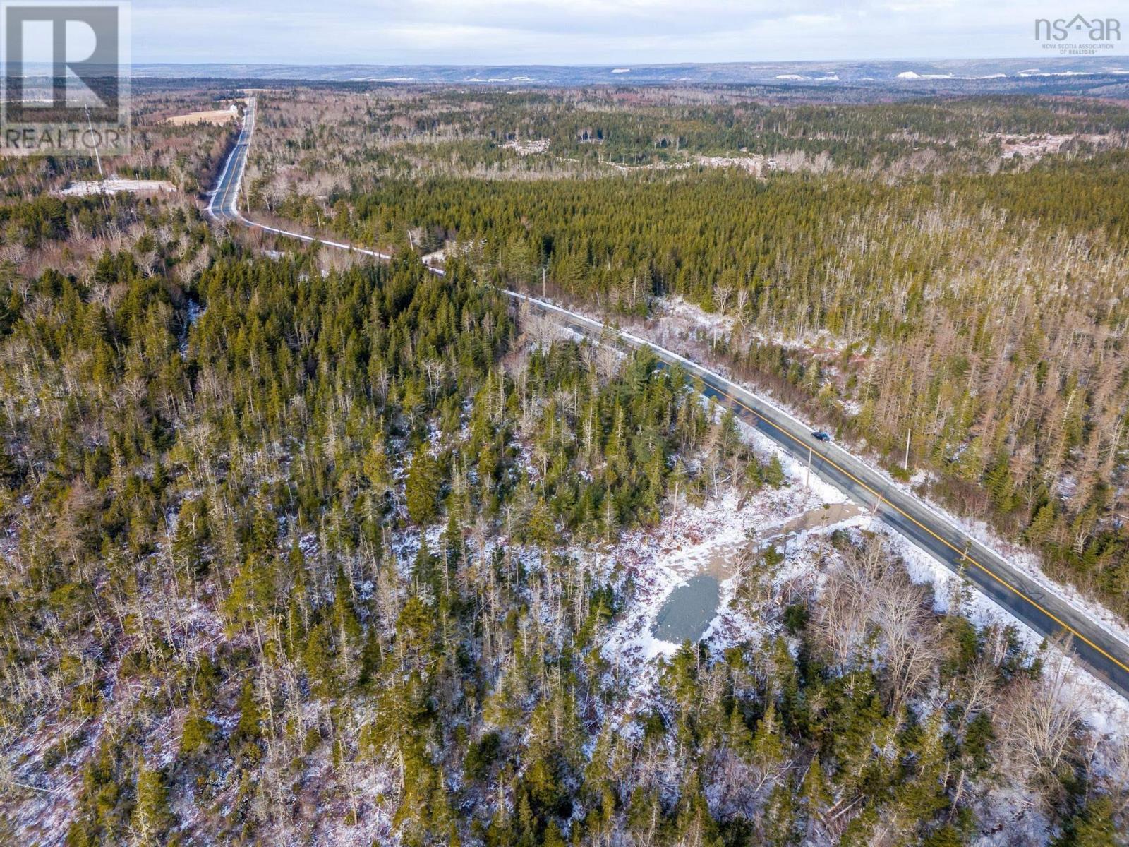 8055 Moose River Road, Long Lake, Nova Scotia  B0N 1X0 - Photo 16 - 202424485