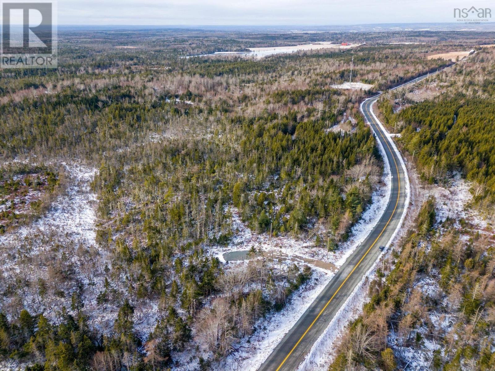 8055 Moose River Road, Long Lake, Nova Scotia  B0N 1X0 - Photo 18 - 202424485