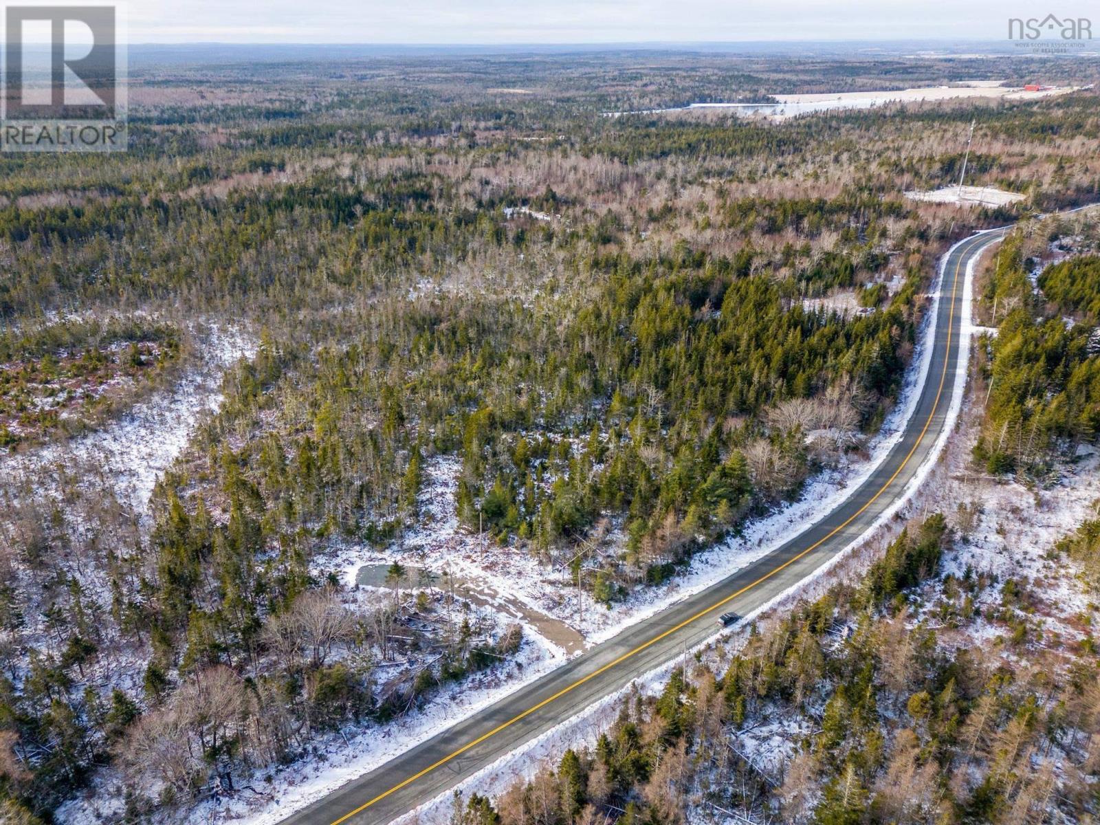 8055 Moose River Road, Long Lake, Nova Scotia  B0N 1X0 - Photo 19 - 202424485