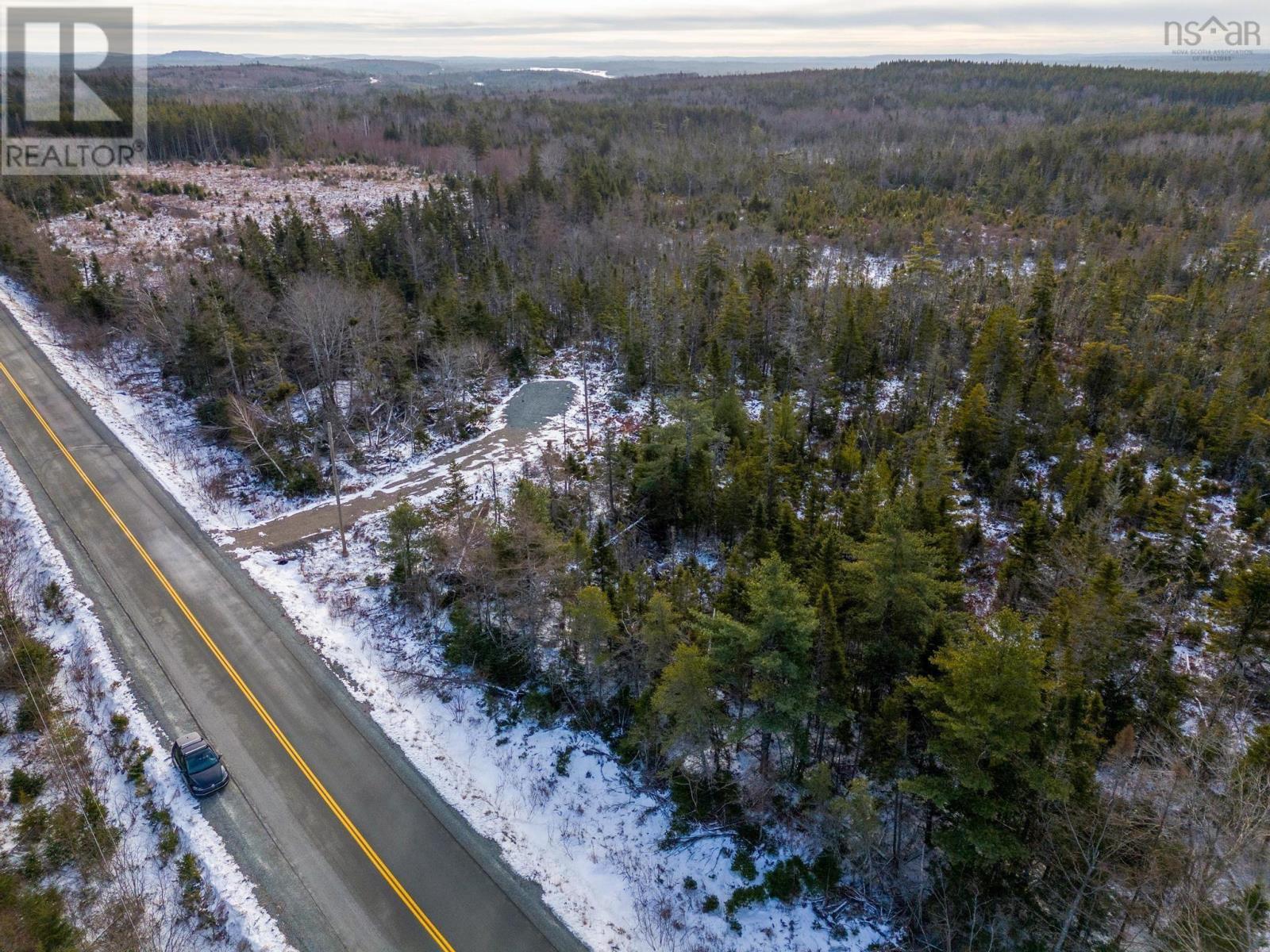 8055 Moose River Road, Long Lake, Nova Scotia  B0N 1X0 - Photo 37 - 202424485