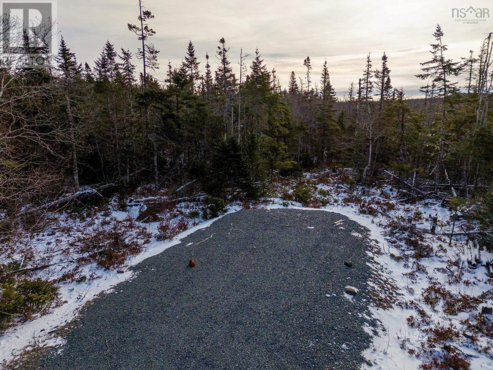 8055 Moose River Road, Long Lake, Nova Scotia  B0N 1X0 - Photo 4 - 202424485