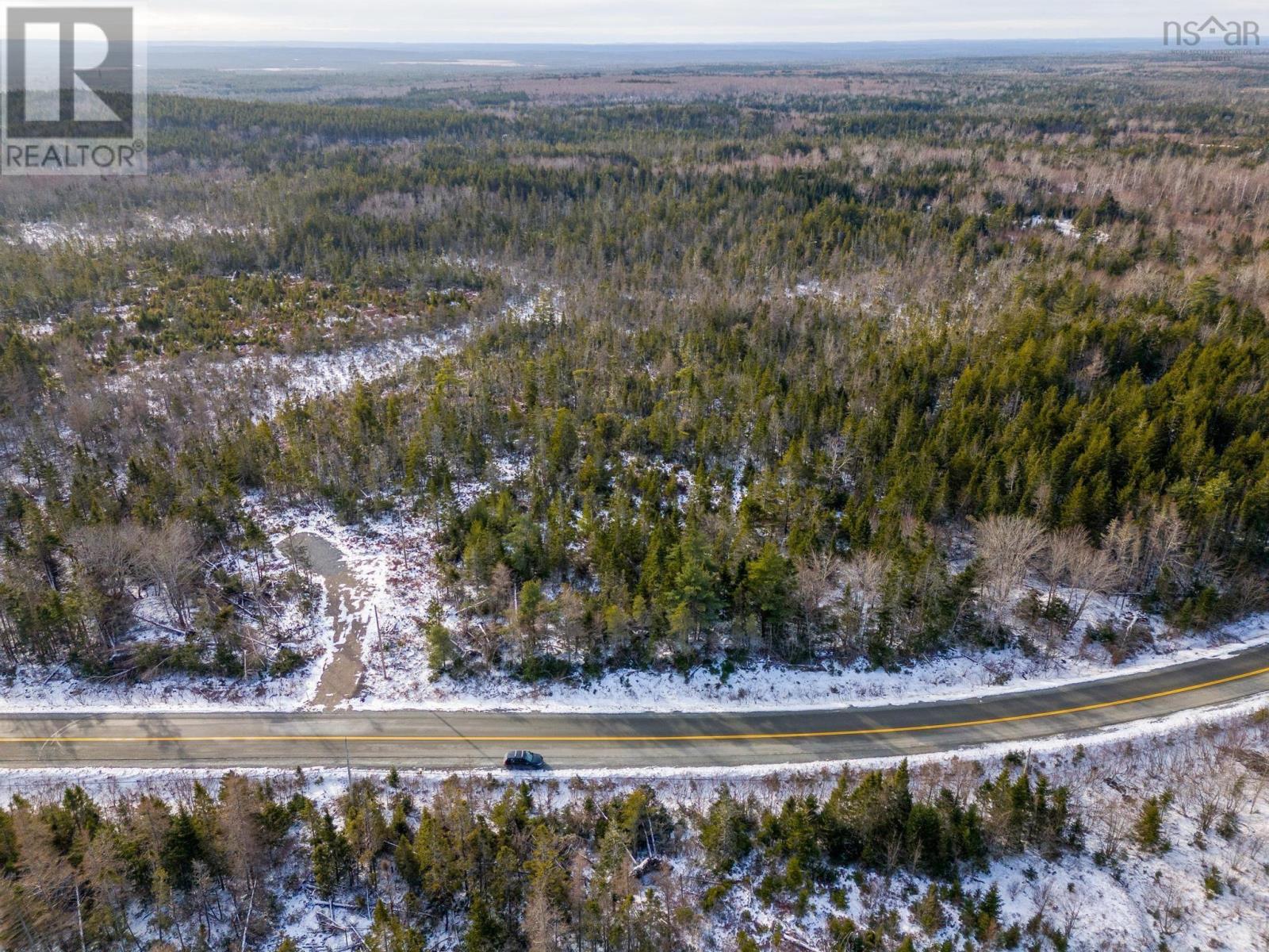 8055 Moose River Road, Long Lake, Nova Scotia  B0N 1X0 - Photo 7 - 202424485