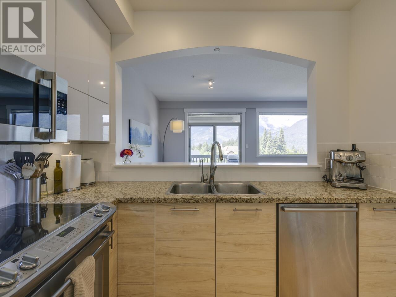 4 1026 Glacier View Drive, Squamish, British Columbia V8B 0G1 - Photo 16 - R2921329