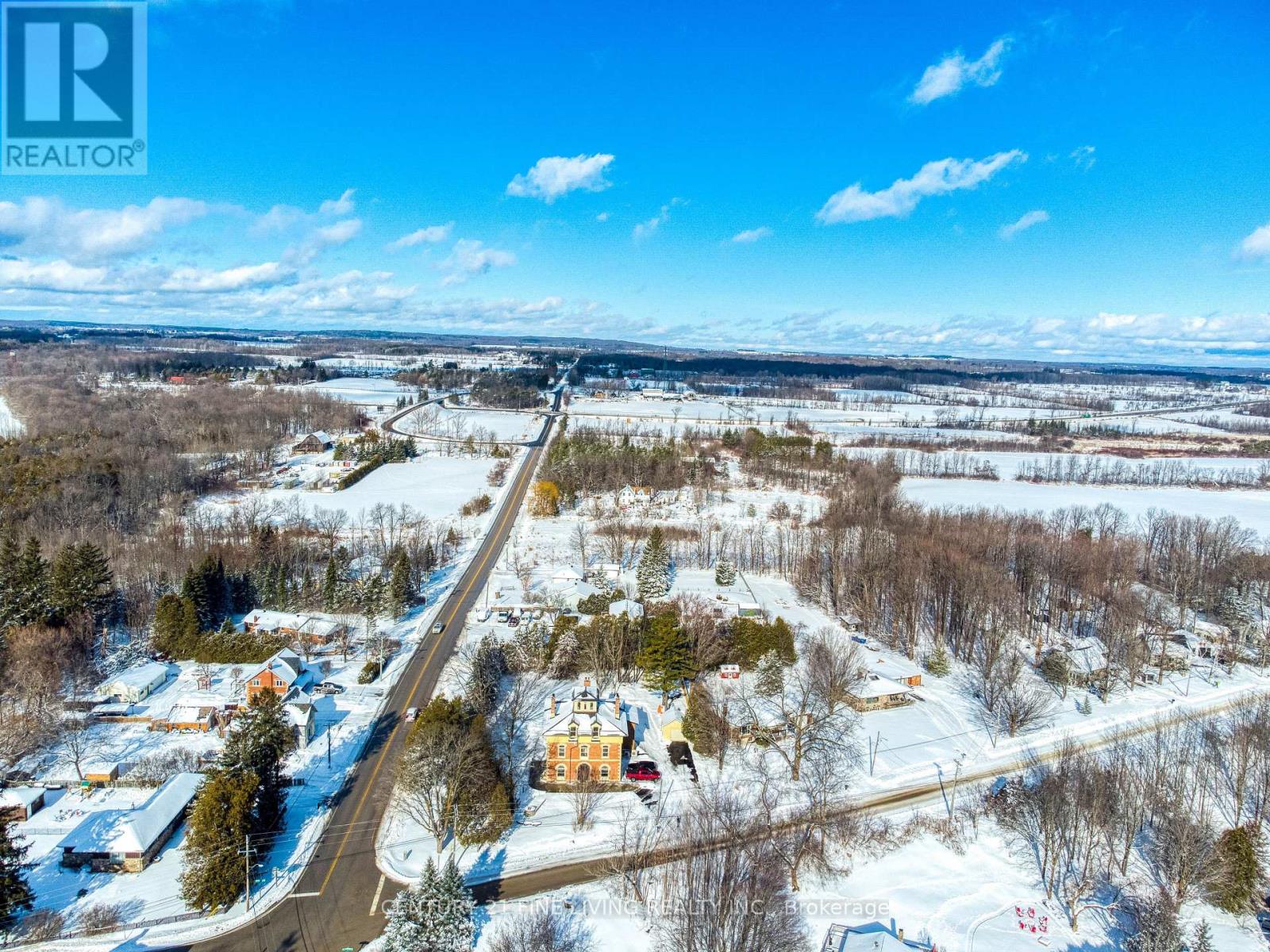 201 - 1614 Ridge Road E, Oro-Medonte, Ontario  L0L 1T0 - Photo 20 - S8183502