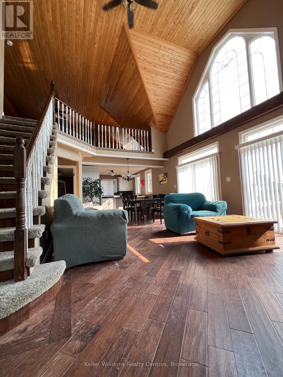 71 Sauble Falls Road, South Bruce Peninsula, Ontario  N0H 2G0 - Photo 11 - X11913176