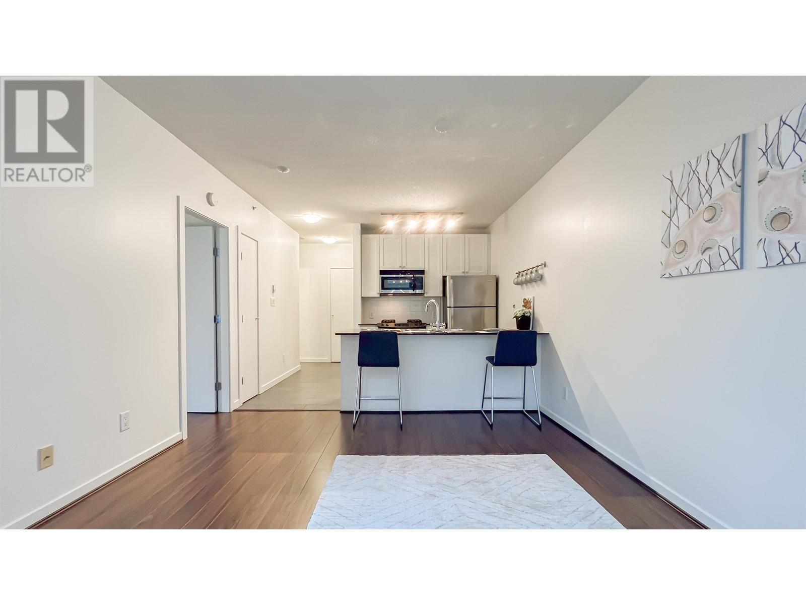 Listing Picture 11 of 25 : 604 480 ROBSON STREET, Vancouver / 溫哥華 - 魯藝地產 Yvonne Lu Group - MLS Medallion Club Member